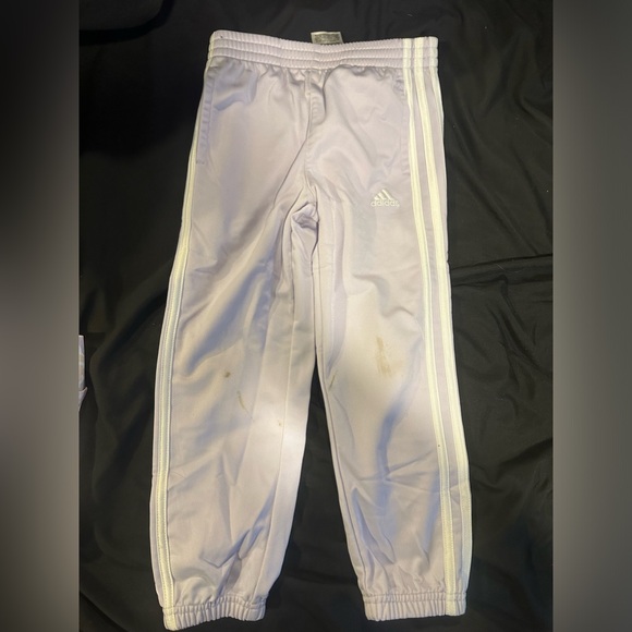 Little Girls Adidas Tracksuit Size 5 - Picture 3 of 9